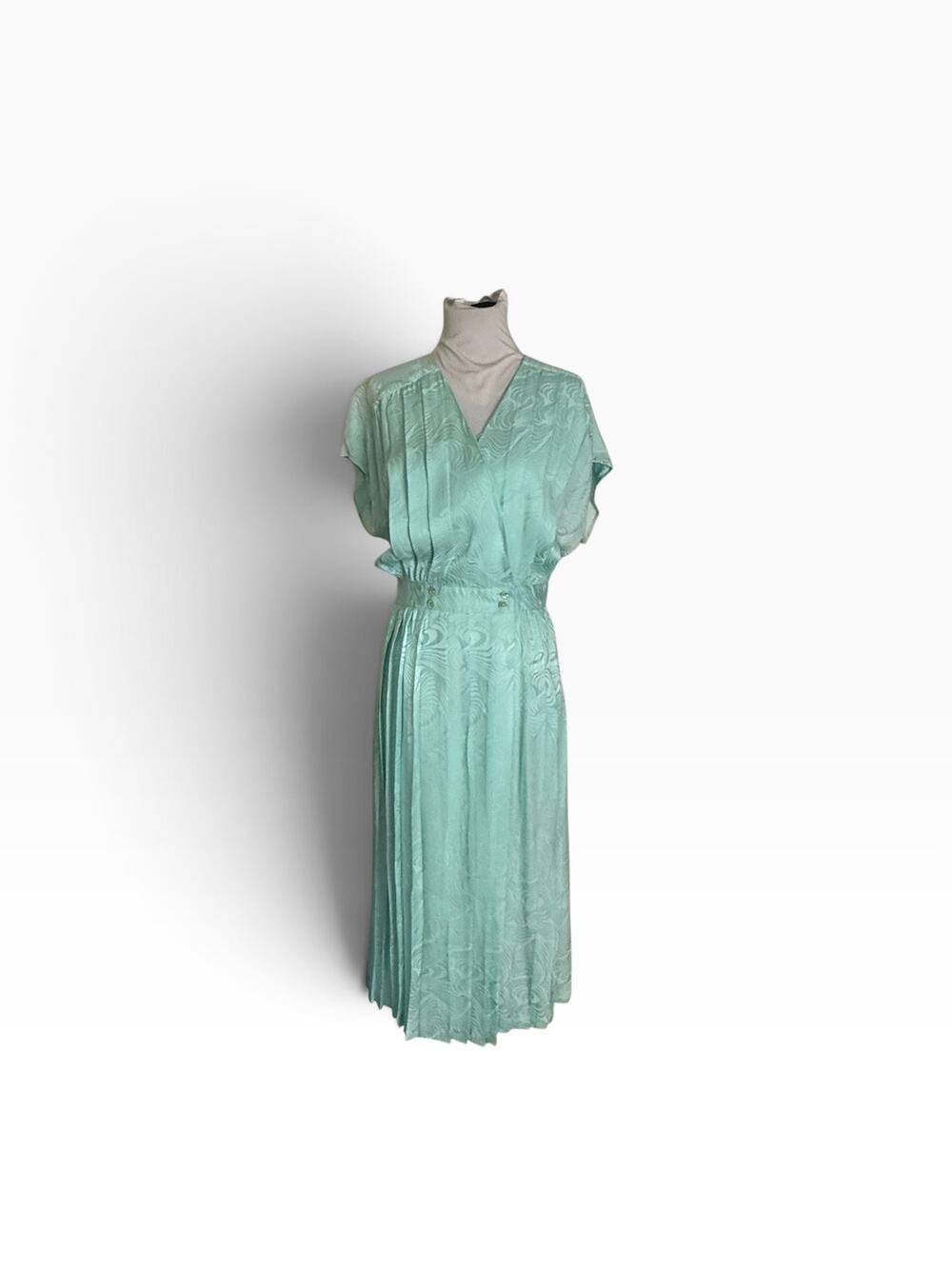 Vintage 100% Silk Mint Dress Upcycle Repair Fabric Costume